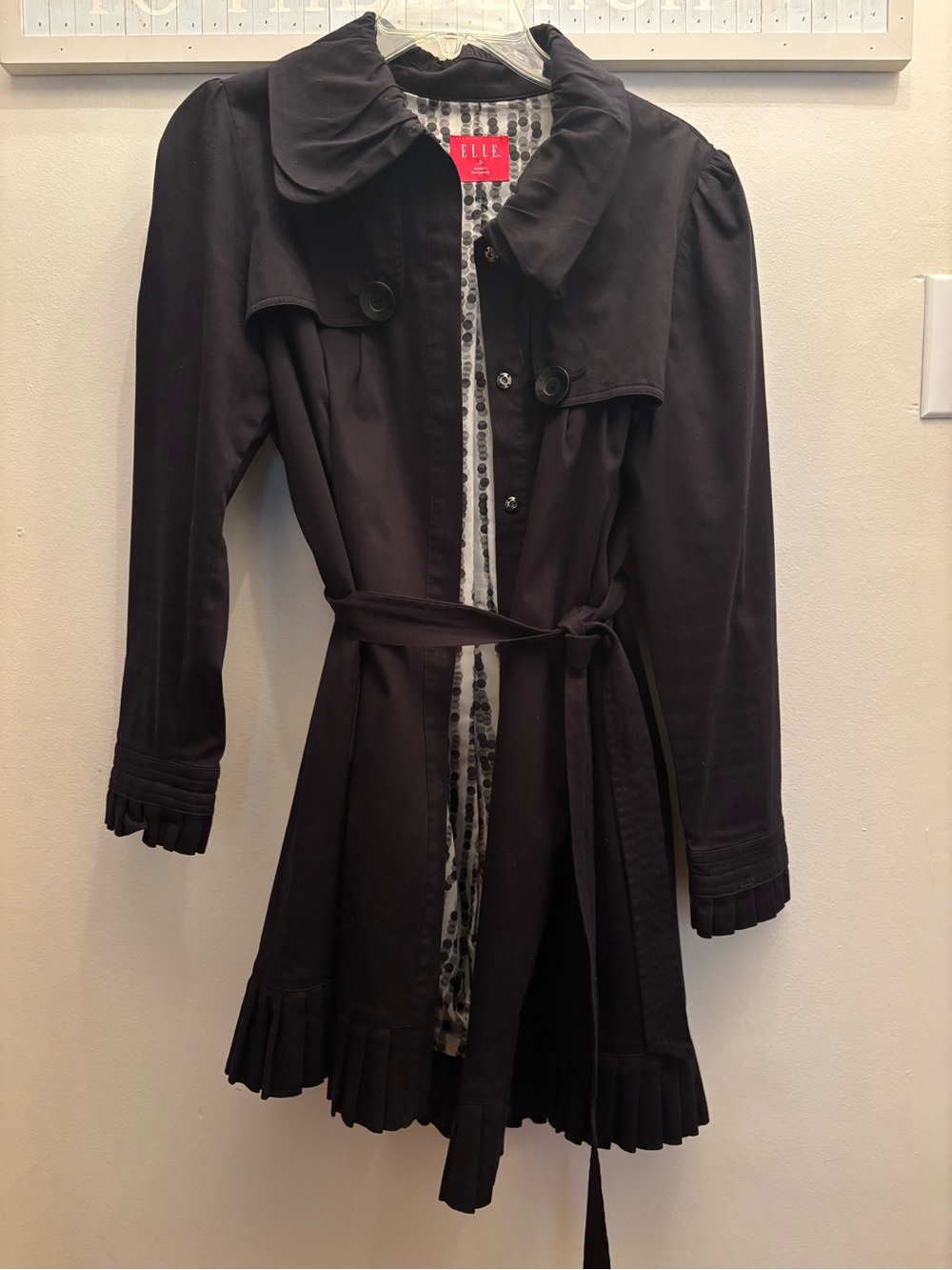 Elle black Trench Coat size small